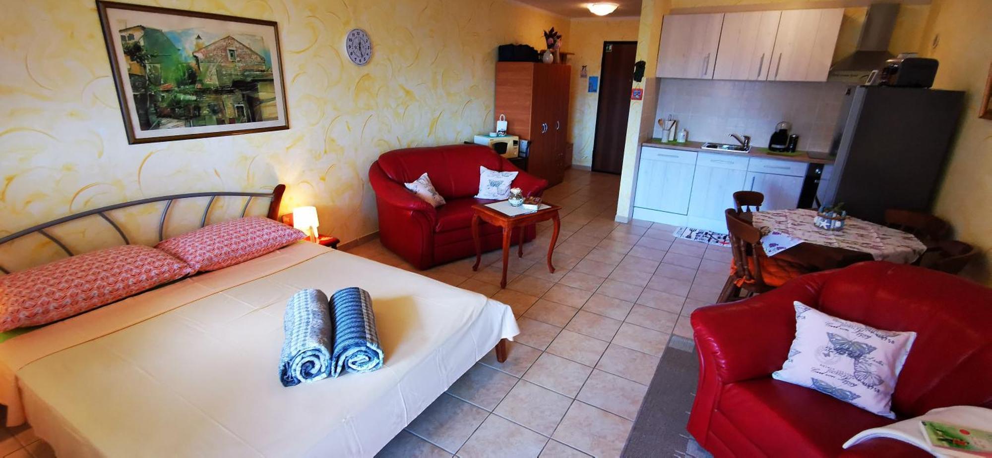 Studio Apartment Lela Ližnjan מראה חיצוני תמונה